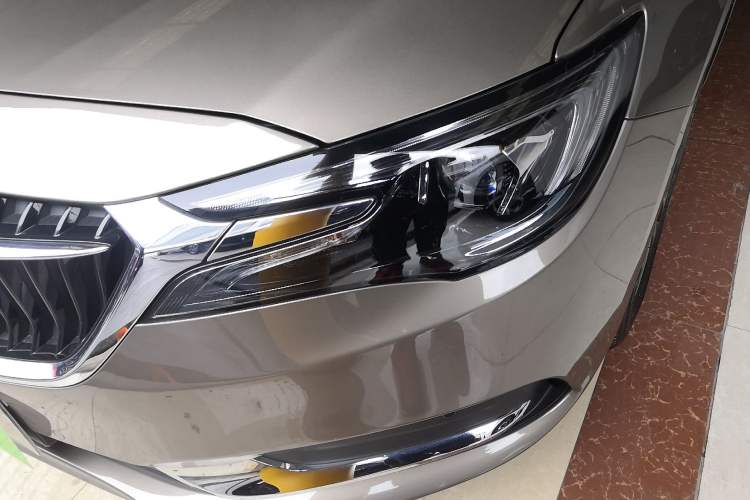 Used Buick GL6 2021 323T Mild Hybrid Connect Prestige Model