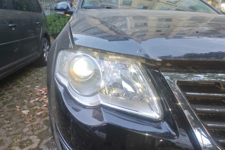 Used Volkswagen Magotan 2011 1.8TSI DSG Comfort Model
