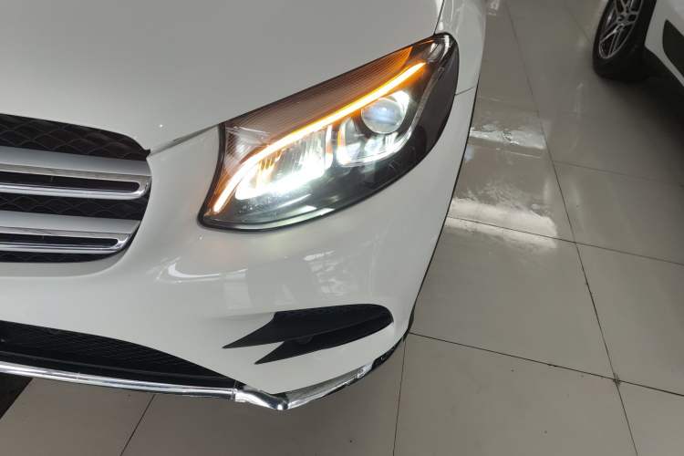 Used Mercedes-Benz GLC 2017 GLC 260 4MATIC Dynamic Edition
