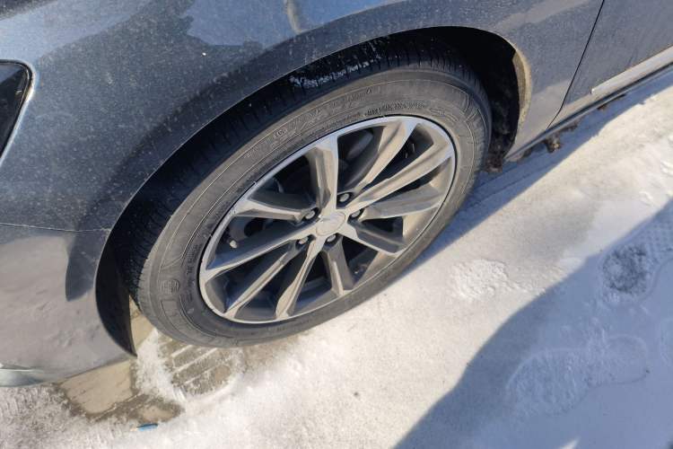 Used Buick LaCrosse 2019 28T Luxury Version