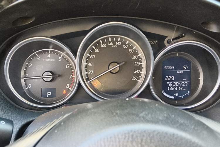 Used Mazda CX-5 2015 2.0L Automatic Two-Wheel Drive Urban Version