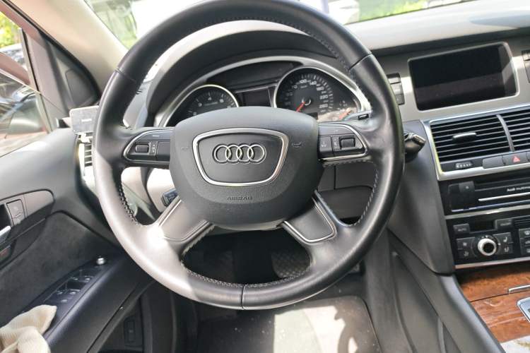 Used Audi Q7 2013 35 TFSI Ambition Edition
