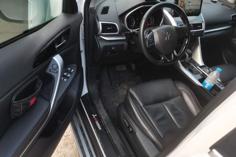 Used Mitsubishi Eclipse Cross 2019 1.5T CVT Two-Wheel Drive Dream Edition China VI Standard