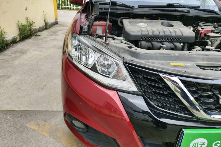 Used Nissan Tiida 2016 1.6L CVT Smart Drive Edition Right Front Headlight