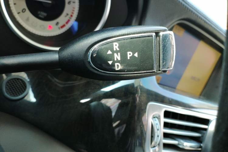Used Mercedes-Benz CLS 2012 CLS 300 CGI Gear Lever