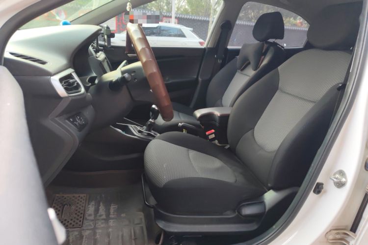 Used Hyundai Verna (older generation) 2017 1.4L Manual Huancai Edition China V Standard