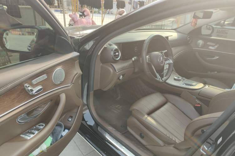 Used Mercedes-Benz E-Class 2022 Second Facelift E 300 L Luxury Edition