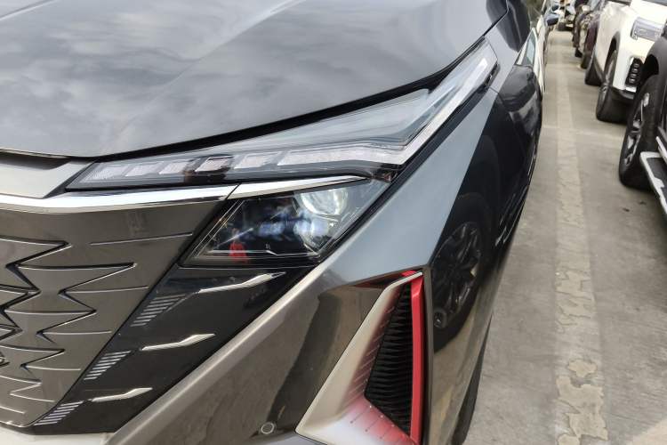 Used CHANGAN OSHAN Z6 2023 Blue Whale 1.5T DCT Smart-Led City Edition Left Front Headlight