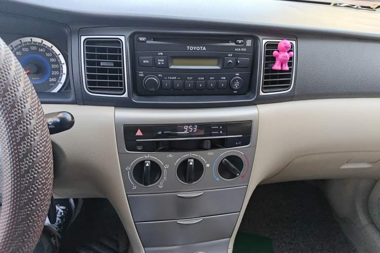 Used Toyota Corolla EX 2011 1.6L Automatic Classic Edition
