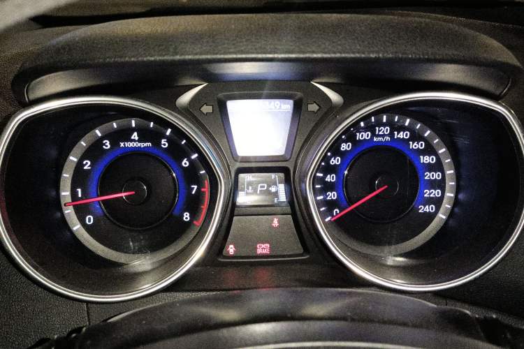 Used Hyundai Elantra (5th Generation / Langdong) 2013 1.6L Automatic Leading Model
