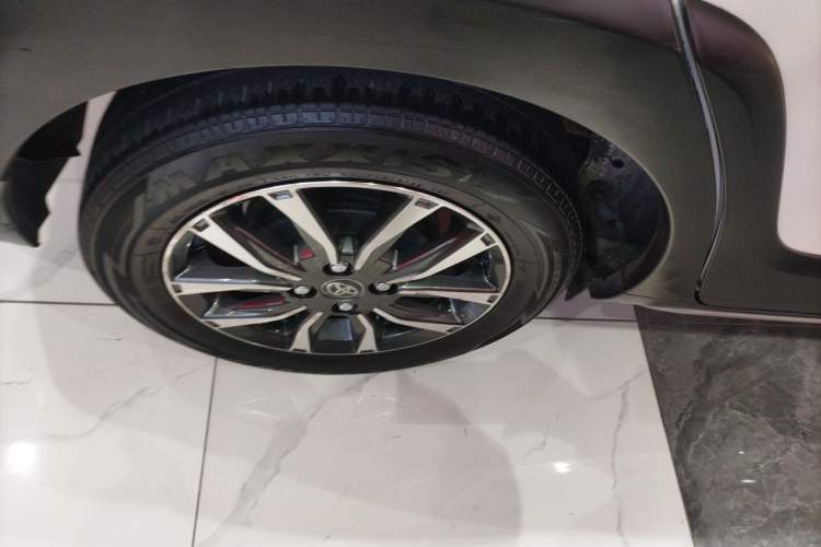 Used Toyota YARiS L Zhi Xuan 2022 X-Trail 1.5L CVT Luxury PLUS Edition