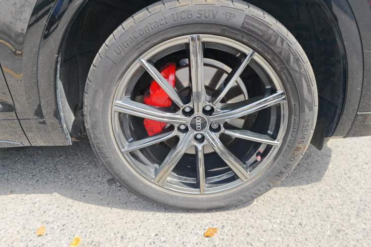 Used Audi Q5L 2023 40T Fashionable and Dynamic Edition
