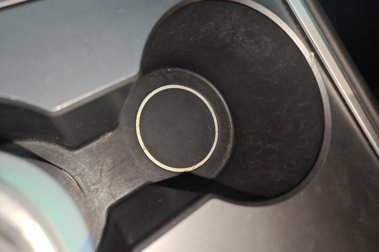 Used Tesla Model Y 2022 Rear-Wheel-Drive Version
