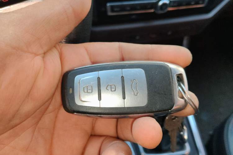 Used Lifan Auto Myway 2016 1.5L Manual Elite Version
