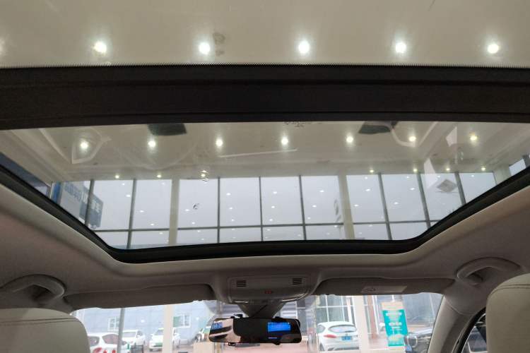 Used Volkswagen Tharu 2024 300TSI Two-Wheel-Drive Full Moon Edition
