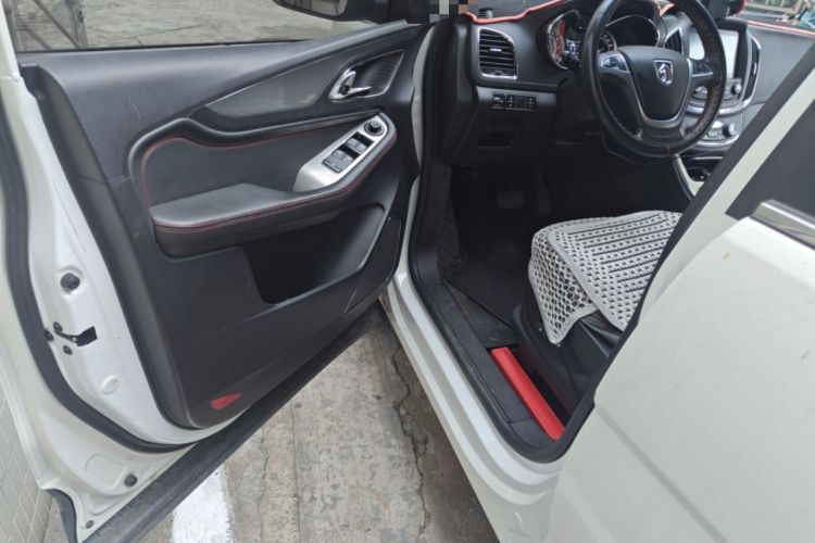 Used Baojun 560 2016 1.8L iAMT Luxury Model
