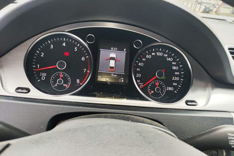 Used Volkswagen FAW-Volkswagen CC 2012 2.0 TSI Luxury Model Instrument Cluster