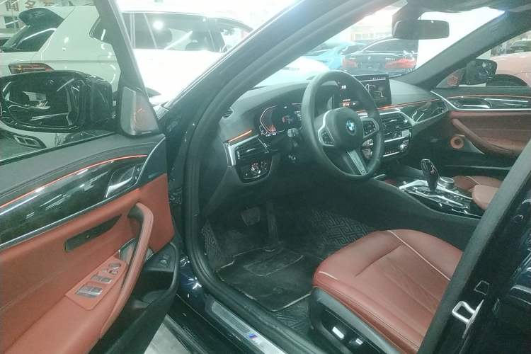 Used BMW 5 Series 2022 Restyled 525Li M Sport Package