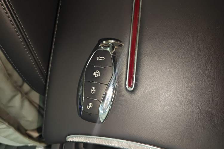 Used Hongqi HS3 PHEV 2024 PHEV 115km Jingwei Edition