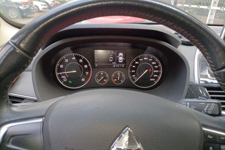 Used BORGWARD BX5 2017 20TGDI Automatic Two-Wheel Drive Pioneer Edition Instrument Cluster