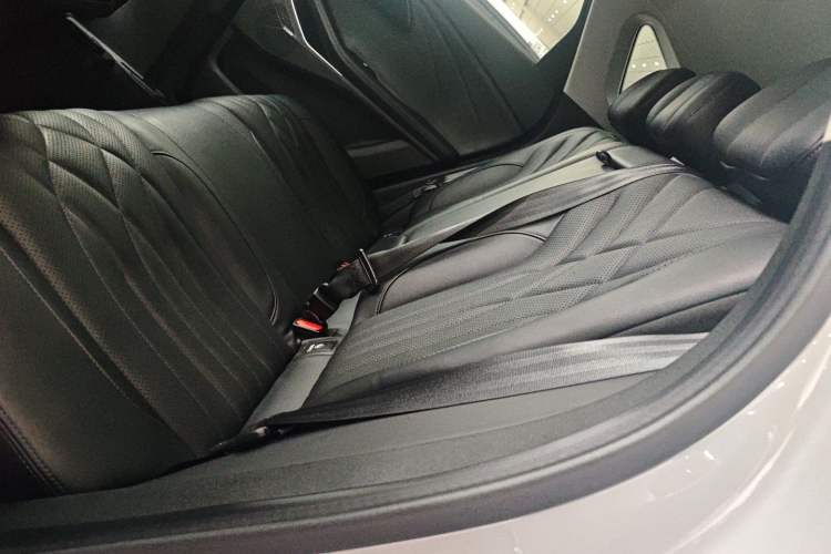 Used EXEED Stellar 2023 400T Two-Wheel Drive Comfort Edition