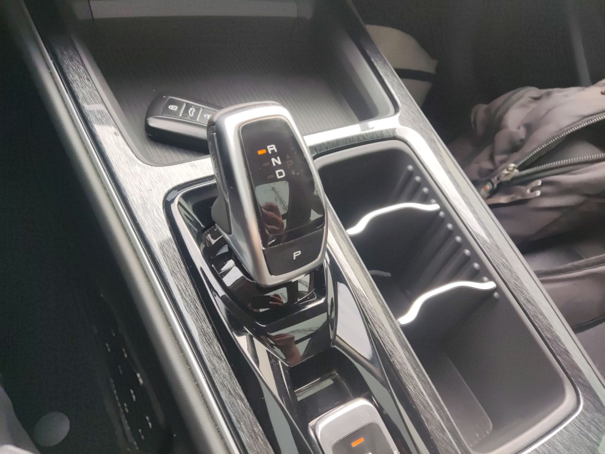 Dongfeng Aeolus Yixuan MAX 2023 1.5T Super-Powered Dad Edition — снимка 14