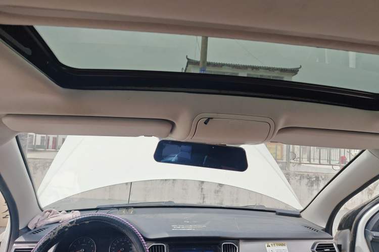 Used FAW Senya R7 2017 1.6L Manual Luxury Model