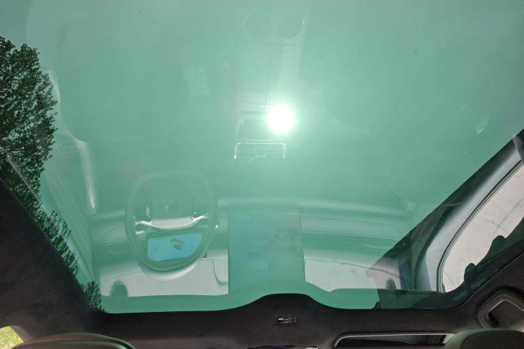 Used Geely Galaxy 8 2025 130km EM-P Starship Edition
