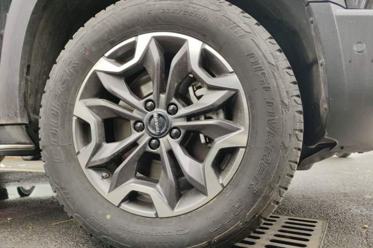 Used Haval DARGO 2022 2.0T DCT All-Wheel-Drive Xiaotianque Version Right Front Wheel Hub