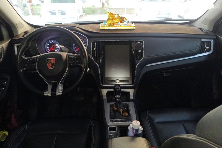 Used Roewe RX5 2019 20T Two-Wheel Drive Automatic 4G Connected Platinum Edition
