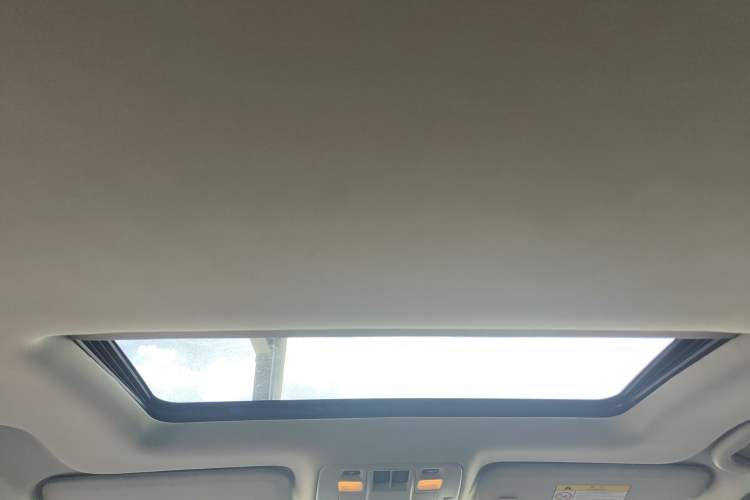 Used Chevrolet Malibu 2018 530T Automatic Luxury Edition Headliner