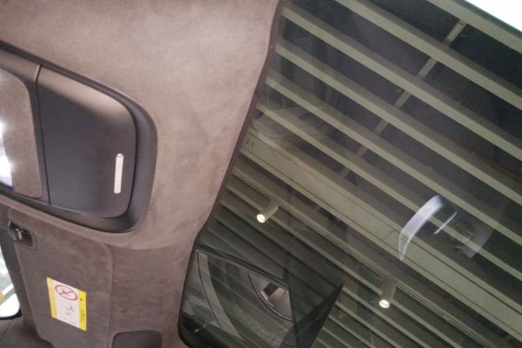 Used XPeng G9 2025 625 Long-Range Max Headliner