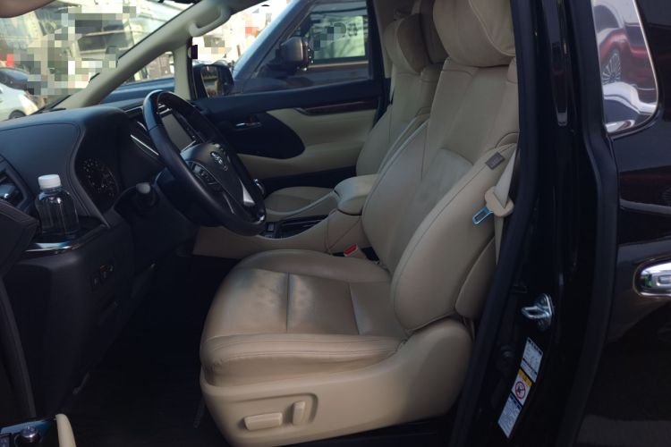 Used Toyota Alphard 2019 Dual-Engine 2.5L Luxury Edition