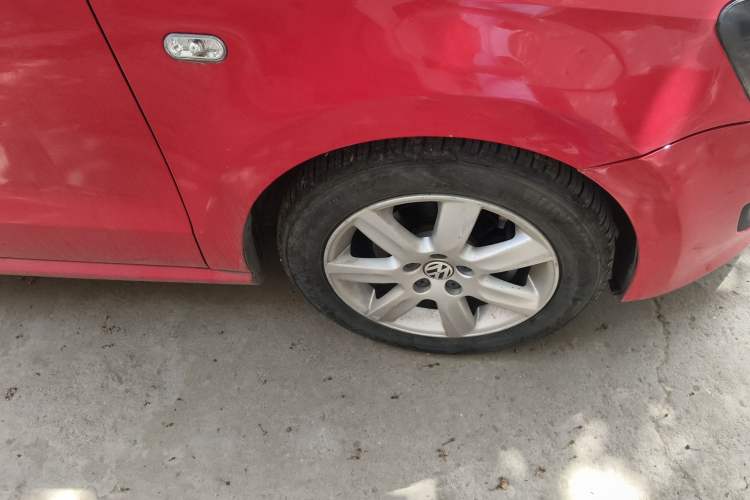 Used Volkswagen Polo 2011 1.6L Automatic ZhiKu Edition
