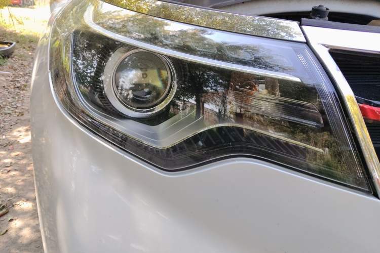 Used Kia Sportage R 2019 2.0L Automatic Smart Luxury Edition Right Front Headlight