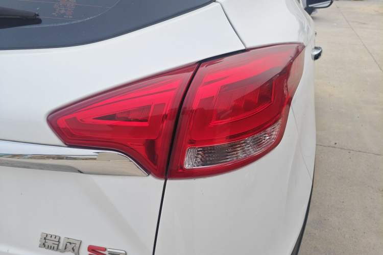 Used JAC Group Refine S3 2017 1.5L Manual Luxury Model