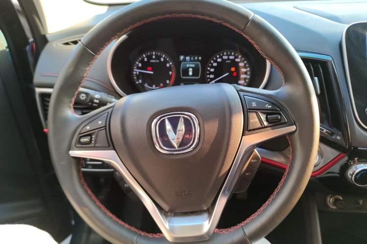 Used CHANGAN CS55 2017 1.5T Automatic Colorful Edition
