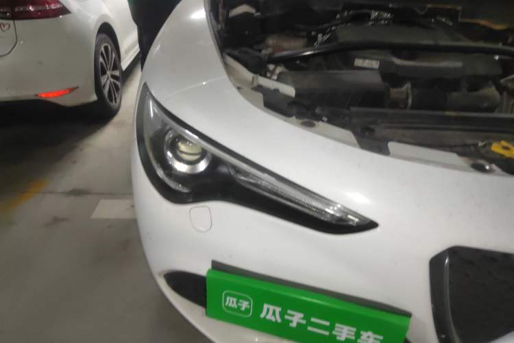 Used Alfa Romeo Stelvio 2017 2.0T 200HP Luxury Edition
