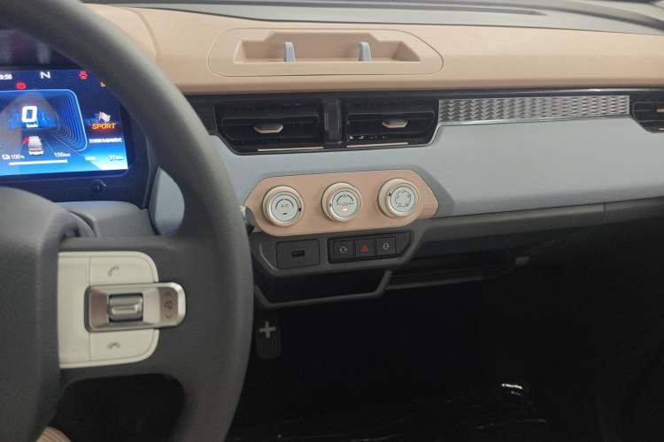 Used Chery New Energy QQ Ice Cream 2025 155km Sundae Edition