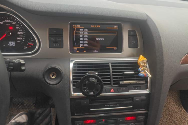 Used Audi Q7 2014 35 TFSI quattro Ambition model
