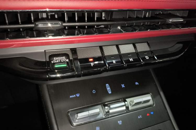 Used Lincoln Corsair 2023 2.0T Four-Wheel Drive Luxury Edition