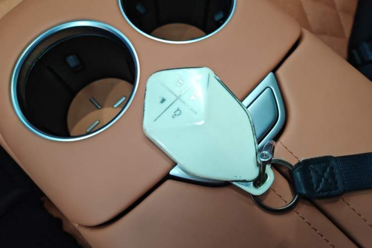 Used Deepal S07 2023 200Max Range-Extended Version Vehicle Key