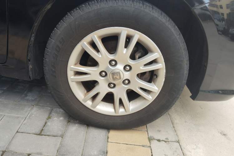 Used Zotye Z300 2016 1.5L Manual Elite Version