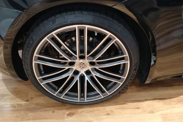 Used Porsche 718 2022 Cayman 2.0T Exterior 5