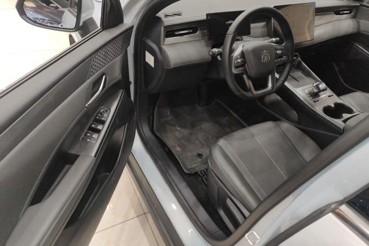 Used BYD Qin PLUS 2025 EV Smart Drive Edition 510KM Leading Model