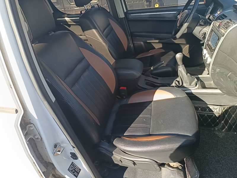 Used Foton Tunland 2018 2.4L E5 Two-Wheel Drive Elite Version 4G69S4M — 24