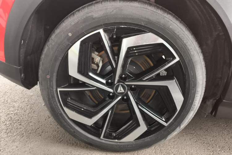 Used Deepal S07 2024 215Max Qiankun Intelligent Driving ADS SE Range-Extended Version
