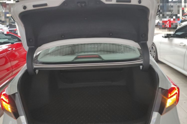 Used Honda Civic 2022 240TURBO CVT Dynamic Edition Trunk