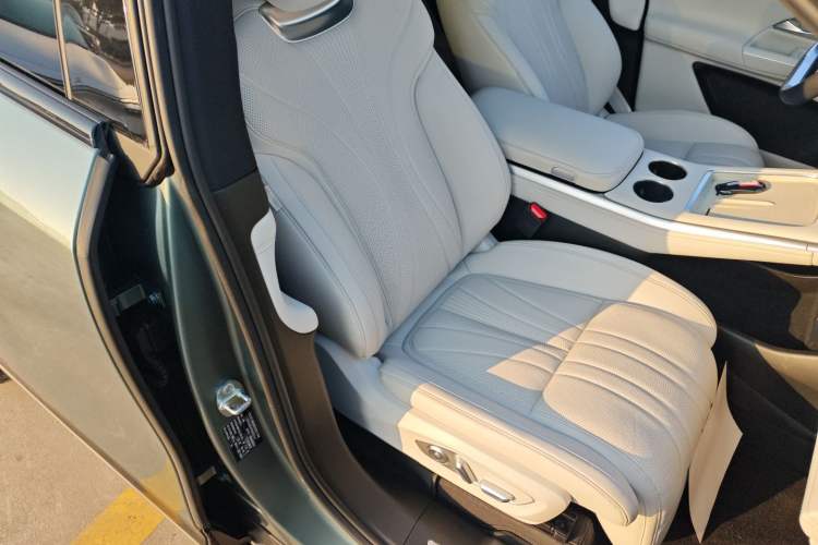 Used XPeng G9 2022 570 Max
