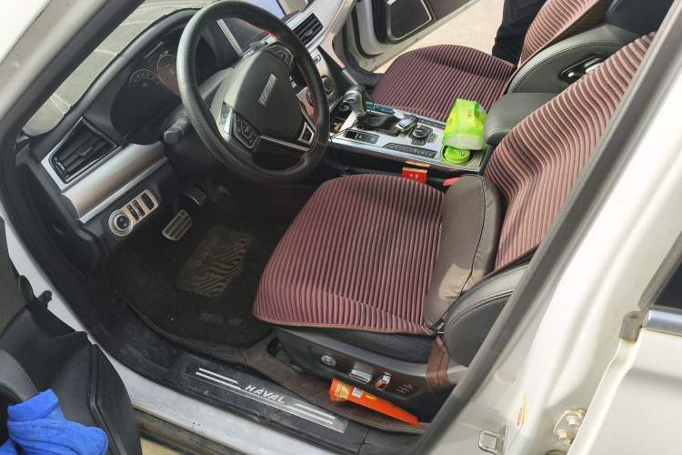 Used Haval H7 2017 Red-Label H7 2.0T Automatic Prestige Model
